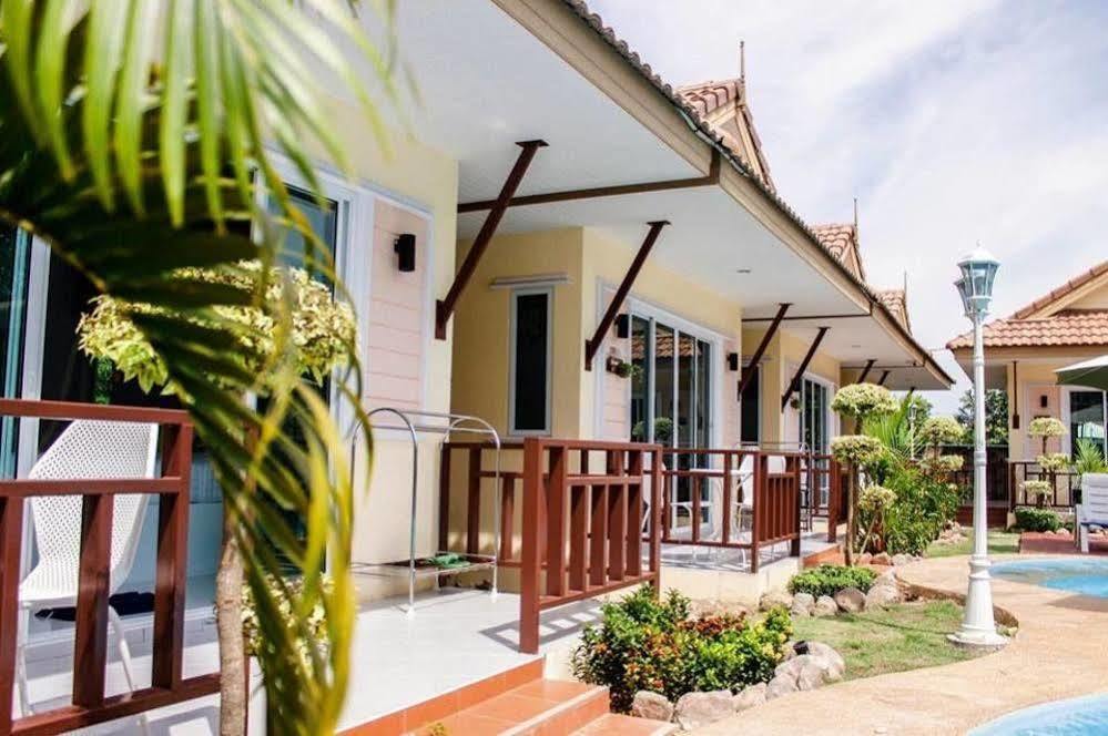 Charm Resort Cha-Am Zewnętrze zdjęcie