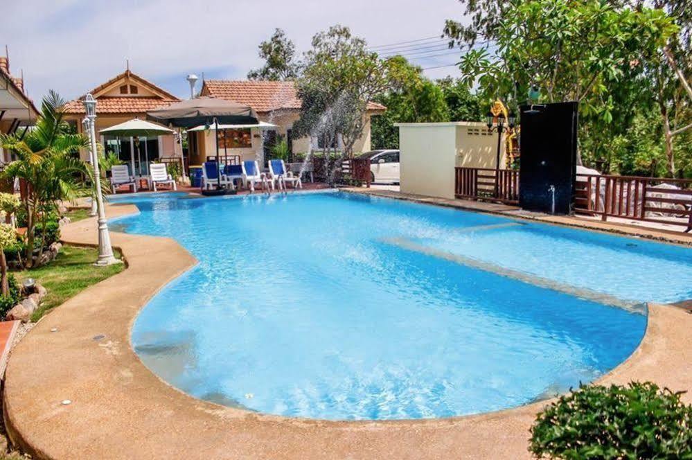 Charm Resort Cha-Am Zewnętrze zdjęcie